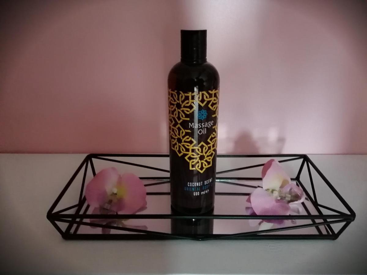Bed and Breakfast Jacuzzi Massage Sur Rdv,Duo,Reiki,Californien, Reflexologie Plantaire, Et Bouteille Mousseux Offerte Ferolles Экстерьер фото